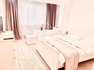 Apartament cu 2 camere de vanzare, Zona Circumvalatiunii, Timisoara
