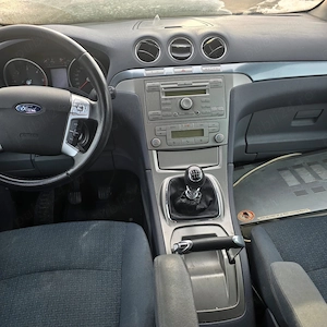 Ford Galaxy 2,0 tdci pret fix 2200 euro - imagine 5