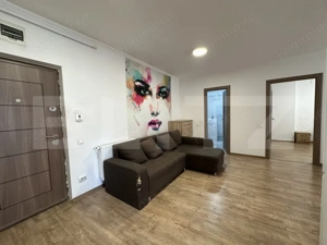 Apartament 3 camere, 70 mp total, acces pietonal Vivo - imagine 8