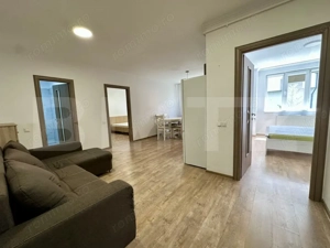 Apartament 3 camere, 70 mp total, acces pietonal Vivo - imagine 9