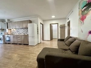 Apartament 3 camere, 70 mp total, acces pietonal Vivo - imagine 7