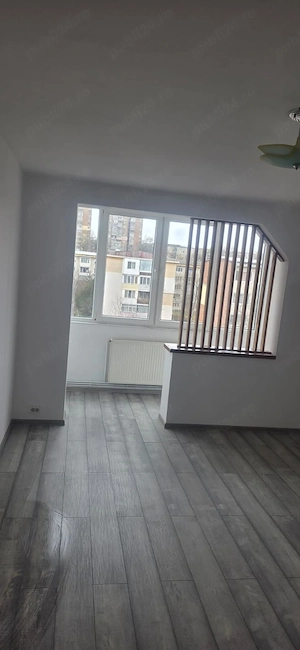 Se vinde schimbă apartament cu 2 camere