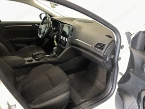 Renault Megane - imagine 9