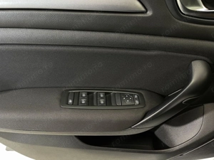 Renault Megane - imagine 17