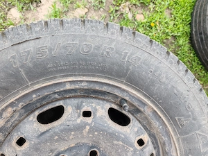 Vând jante cu anvelope! 175 / 70 R14 - imagine 2