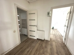  DEPOZIT 450 mp. Birouri Hala si TEREN Imprejmuit 4077 mp Asfalt - Utilitatile - imagine 8