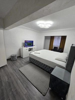 Închiriez apartament regim hotelier Baile-Herculane  - imagine 2