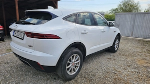 Jaguar E-pace 2018 2.0 AWD 150cp - imagine 3