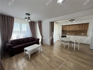 Apartament cu 3 camere 2 bai 2 locuri de parcare zona Semaforului - imagine 2