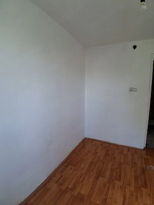 proprietar vănd garsonieră cf 3