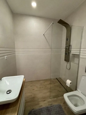 Apartament 2 camere, 55 mp si loc parcare, zona Centrala linistita - imagine 7