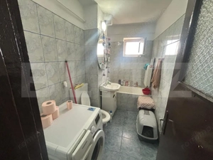 Apartament 3 camere, decomandat, 66 mp, zona Micro 5  - imagine 10
