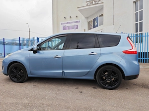 Vând autoturism marca Renault Grand Scenic 3 din 2010 - imagine 4