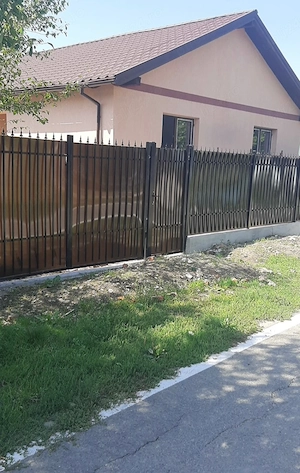 Proprietar vand casa noua cu teren de 700 de m , Suprafata utila 90 de m. Zona Ronat constructi 2024