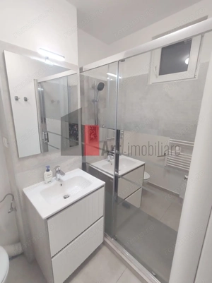 Vânzare apartament 3 camere Bd. Obregia - Pța Străduinței - imagine 2