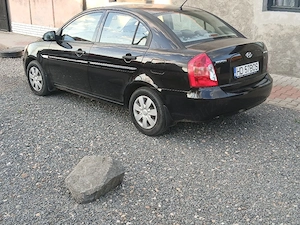 Vând Hyundai Accent 73000 Km  - imagine 10