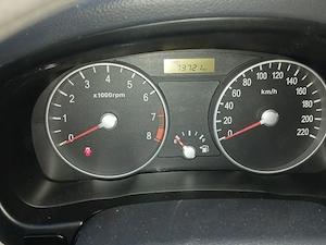 Vând Hyundai Accent 73000 Km  - imagine 9