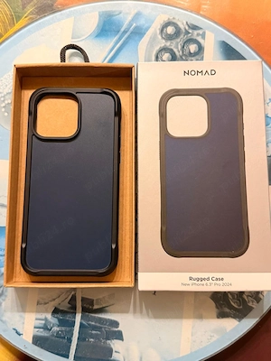Carcasa NOMAD Rugged MagSafe compatibila cu iPhone 15 Pro Max Blue