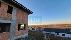 Casa cu garaj, zona Planoare - imagine 7