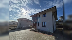 Casa superba, panouri fotovoltaice, standarde NZEB - imagine 16