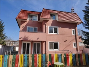 Vila de vanzare pretabila pentru rezidenta birouri gradinita - imagine 6