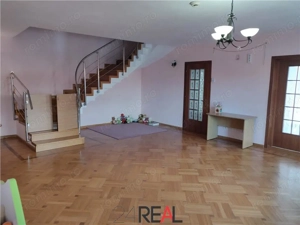 Vila de vanzare pretabila pentru rezidenta birouri gradinita - imagine 4