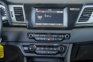 Kia Niro HYBRID 16 - imagine 17