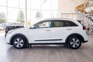 Kia Niro HYBRID 16 - imagine 4