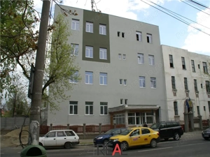 Cladire de birouri de vanzare - imagine 2