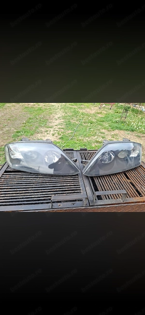 Far Hyundai coupe an 2006