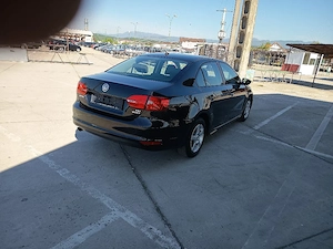 Volkswagen Jetta benzina  - imagine 4