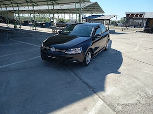 Volkswagen Jetta benzina  - imagine 6