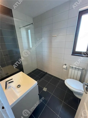 Apartament 2 camere balcon loc parcare subteran zona Terezian Sibiu - imagine 9