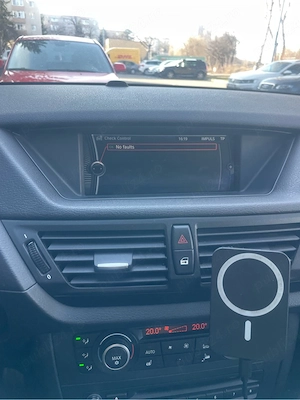 Vand Bmw X1 automat xDrive - imagine 5