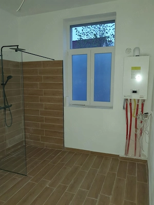 Apartament 3 camere la curte - imagine 3