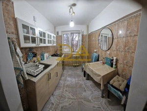 Apartament 3 camere de vanzare, et 3/10,Parc Bazilescu - imagine 2
