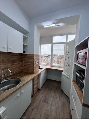 inchiriez apartament o camera bulevardul Decebal - imagine 4