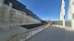 Case cu arhitectura nordica, panouri fotovoltaice, central Dezmir - imagine 10