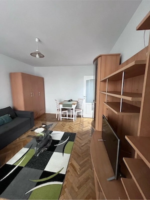 inchiriez apartament o camera bulevardul Decebal - imagine 2