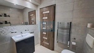 Casa superfinisata la cheie, garaj, zona linistita - imagine 16