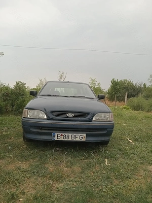 Ford Escort - imagine 4