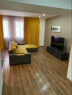 Apartament elegant și spațios non stop - imagine 2