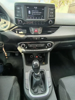 Hyundai I30 hatchback benzina - imagine 6