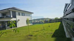 Casa ultrafinisata, garaj, panouri fotovoltaice - imagine 4