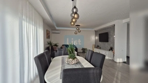 Casa ultrafinisata, garaj, panouri fotovoltaice - imagine 10