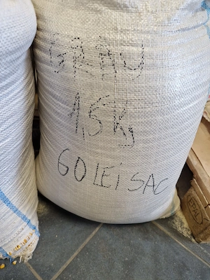 Vand grau porumb floarea soarelui si tărâțe 