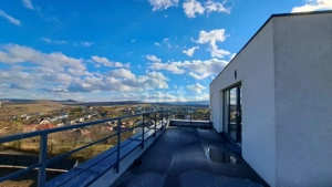 Casa remarcabila, 297 mpu, terasa pe acoperis, garaj, panorama - imagine 7