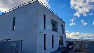 Casa remarcabila, 297 mpu, terasa pe acoperis, garaj, panorama - imagine 15