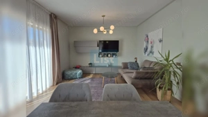 Casa superba la cheie, strada privata, central Dezmir. - imagine 17