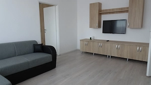 Inchiriez apartament 2 camere in Deva, zona ultracentrala, pe Bld. 1 Decembrie, etaj 2,  - imagine 12